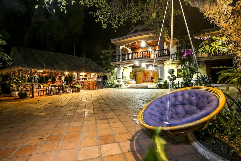 Hotel Bloom Garden Guesthouse