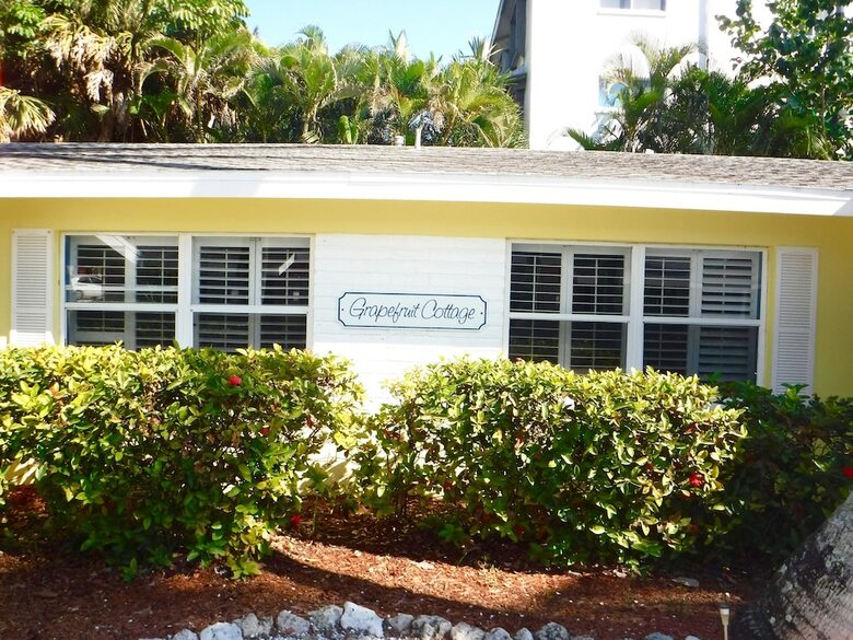 Hotel Waterside Inn On The Beach