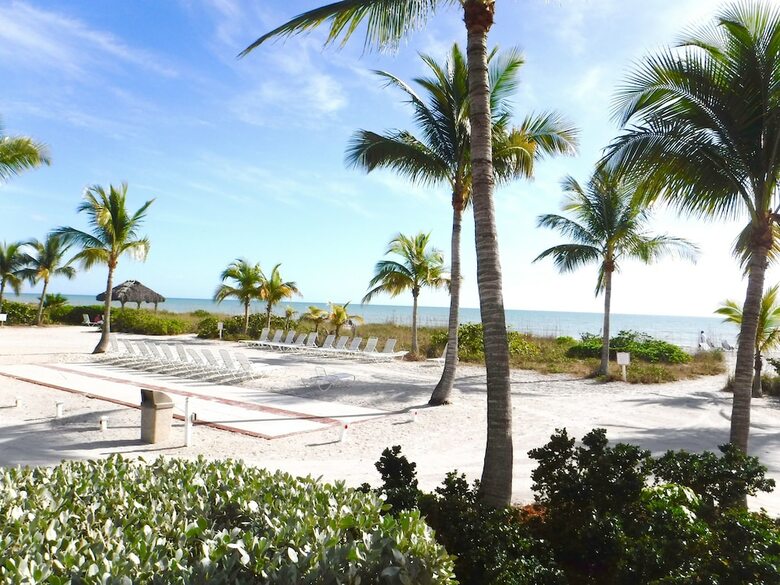 Hotel Waterside Inn On The Beach