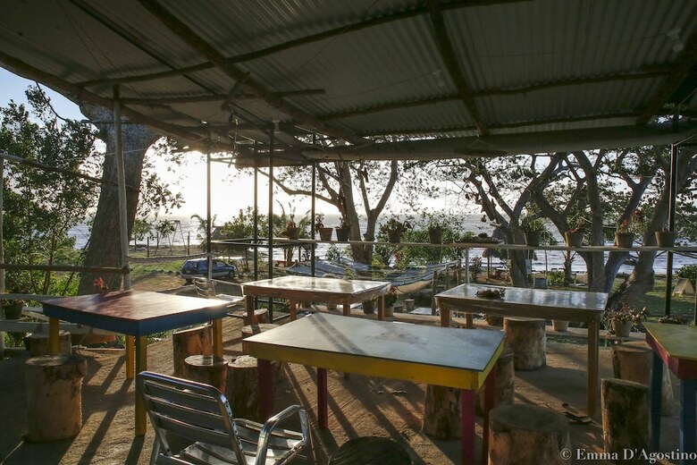 Hostal Vatia Beach Eco Lodge