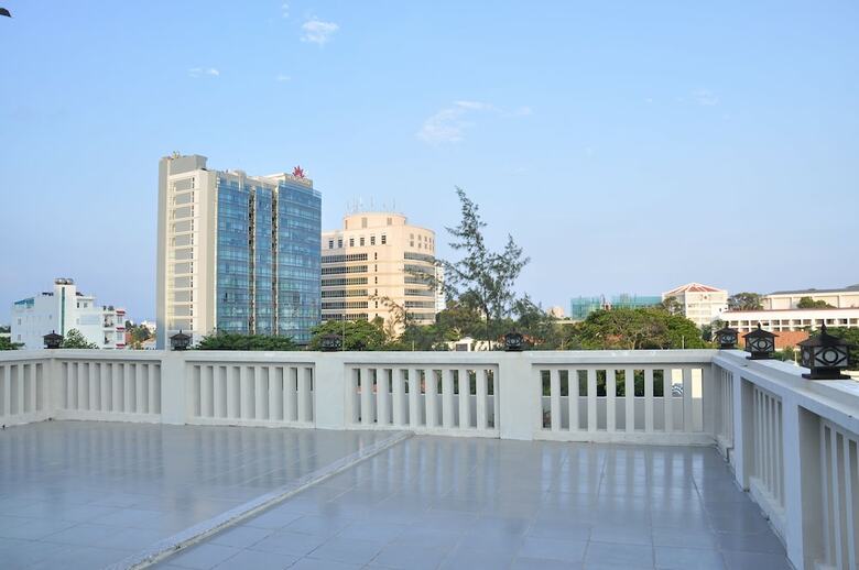 Aparthotel Lam Son Hotel & Apartments