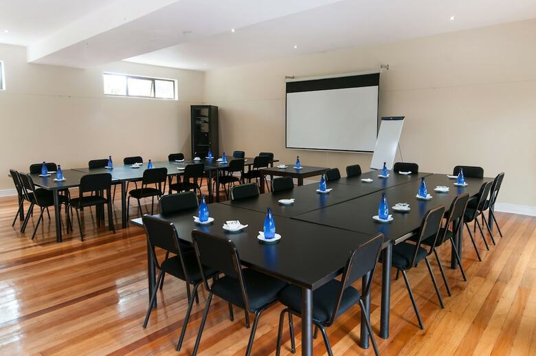 Hotel Onse Khaya Lodging And Conferencing