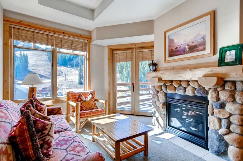 Tucker Mountain At Center Village By Copper Mountain Lodging