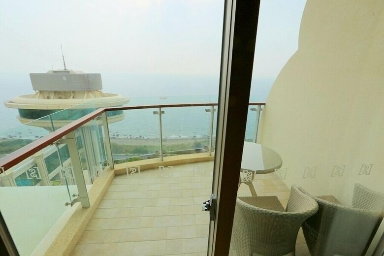 Hotel H Resort