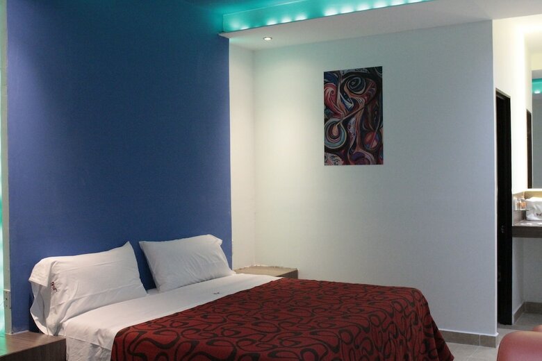 Hotel First Inn