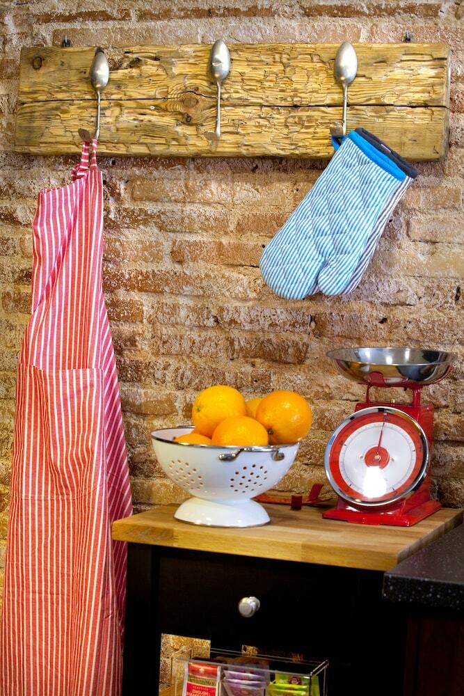 The Boutique Apartments