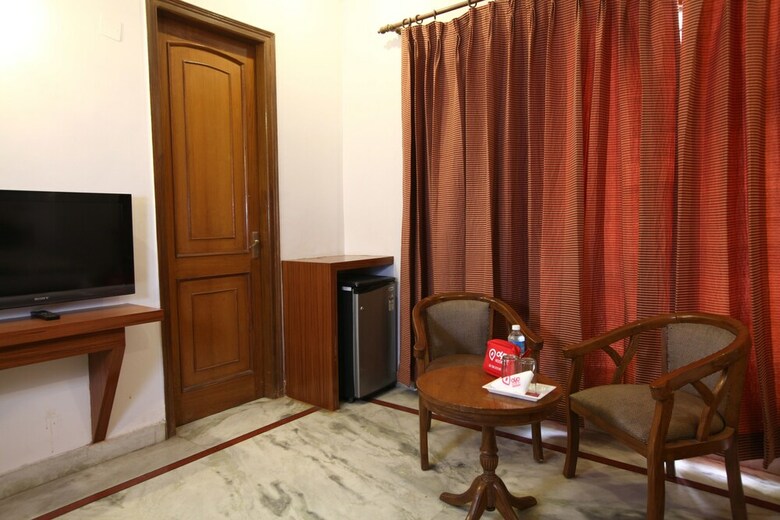 Oyo 386 Hotel Lotus Panache