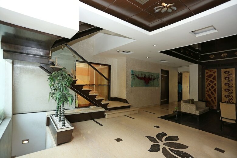 Oyo 386 Hotel Lotus Panache