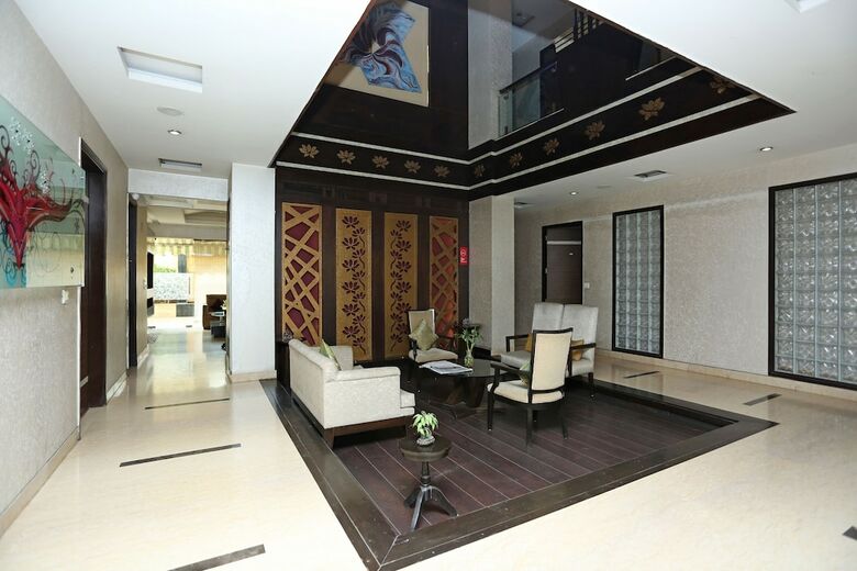 Oyo 386 Hotel Lotus Panache