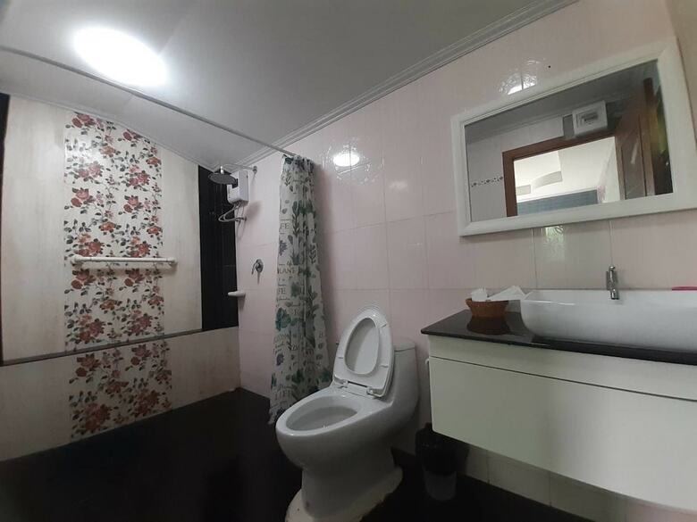 Apartamento Riverside Hill Resort & Restaurant