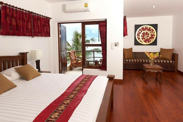 Hotel Sara Beachfront Boutique Resort