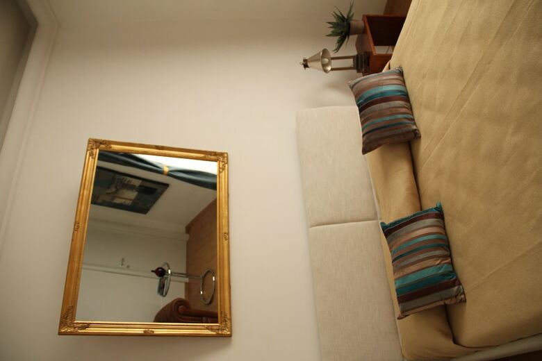 Bed & Breakfast Rooms In Rome