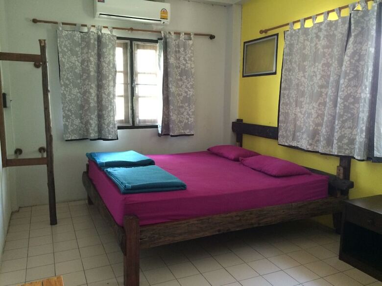 Hostal Trekker Camp Chiang Mai - Hostel