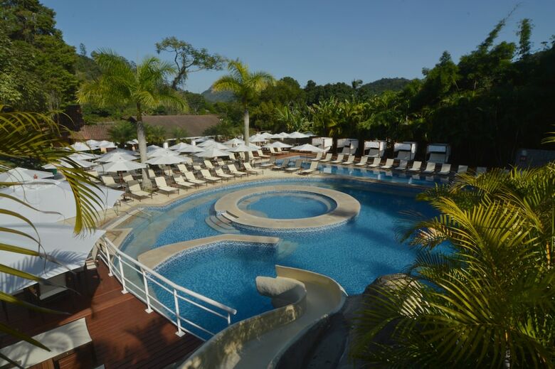 Hotel Village Le Canton