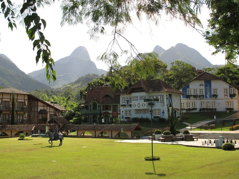 Hotel Village Le Canton