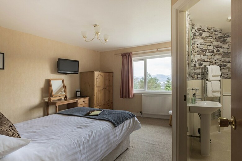 Hotel Braeburn Guest House / B&B