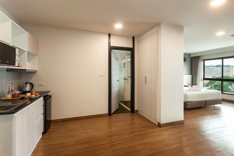 Cmor Hotel Chiang Mai By Andacura