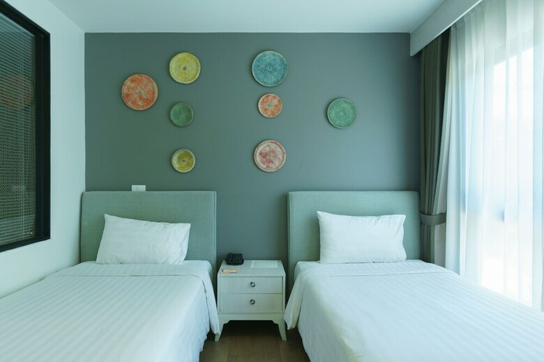 Cmor Hotel Chiang Mai By Andacura