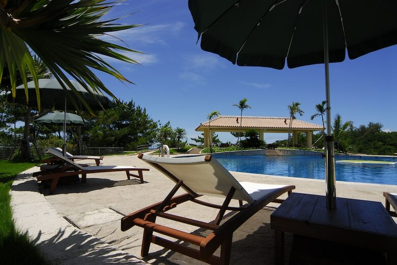 Hotel Okinawa Marriott Resort & Spa