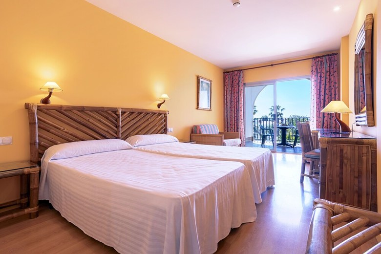Hotel Roquetas Beach