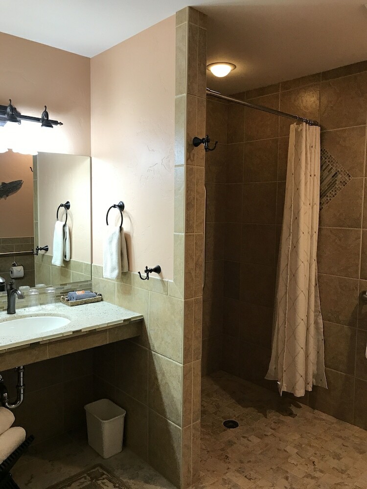 Good Medicine Lodge Bed & Breakfast