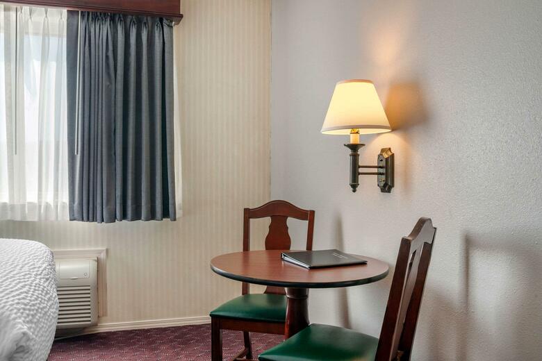Apartamento Clarion Hotel & Suites