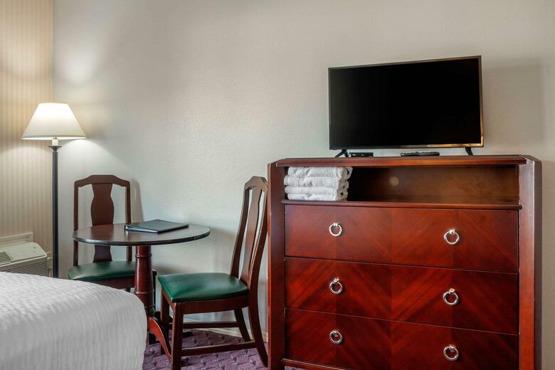 Apartamento Clarion Hotel & Suites