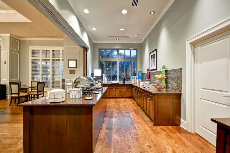 Hotel Hampton Inn & Suites Charleston Airport