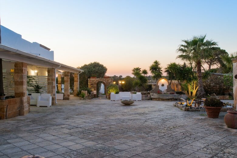 Hotel Relais Masseria Casina Dei Cari