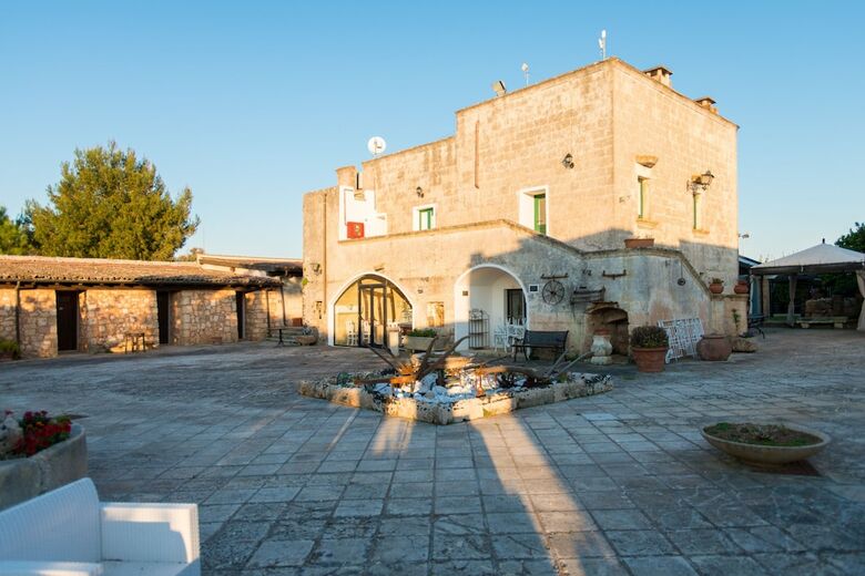 Hotel Relais Masseria Casina Dei Cari