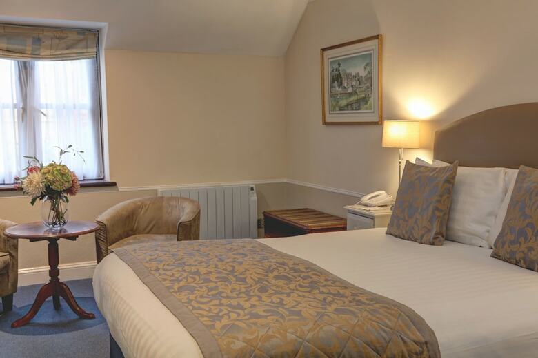 Best Western Plus Old Tollgate Hotel