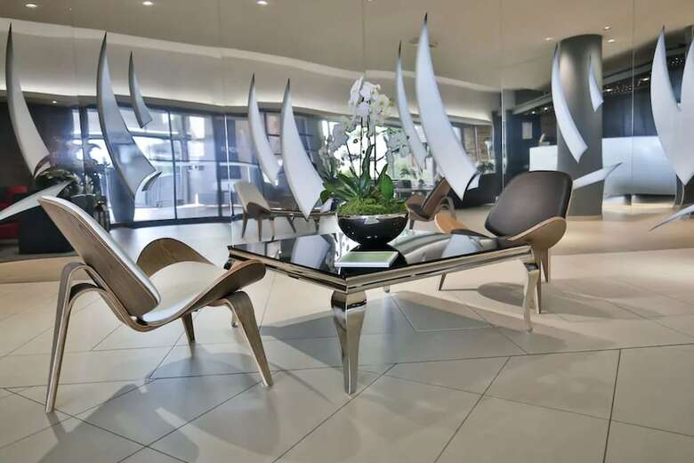Royal Antibes - Luxury Hotel, Residence, Beach & Spa