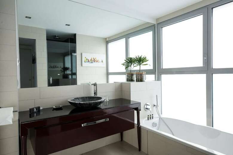 Royal Antibes - Luxury Hotel, Residence, Beach & Spa