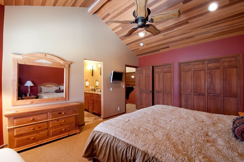 Lakeside Townhomes By Lespri Management