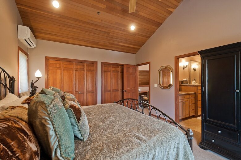 Lakeside Townhomes By Lespri Management