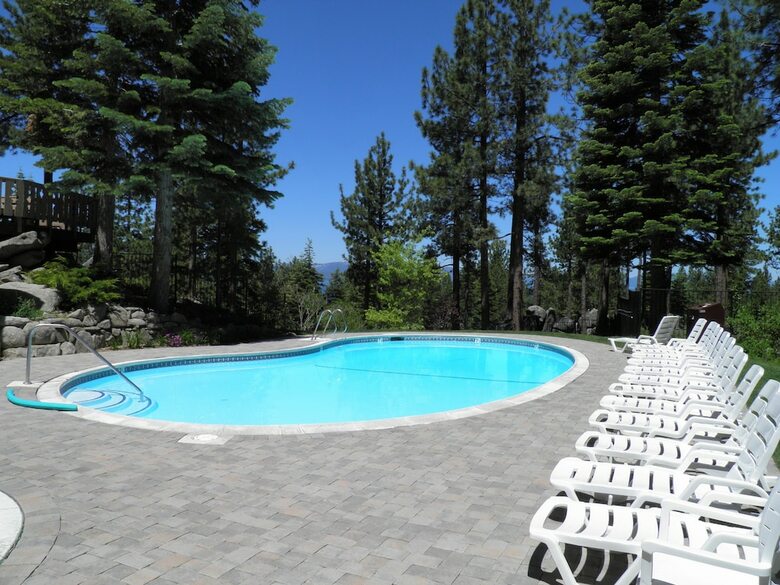 1210 Timber Lane