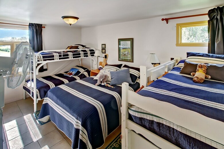 Scott Chalet Spa Sur Rivi�re