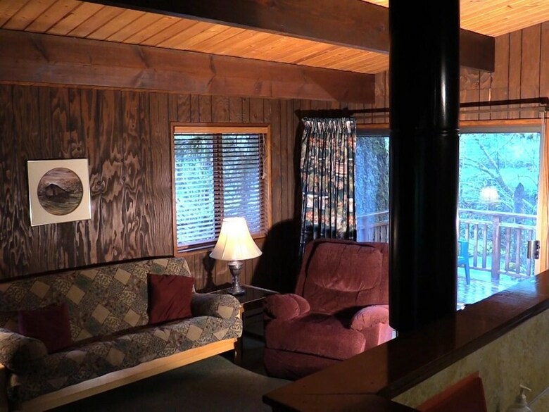 Cabana The Wayfarer Resort