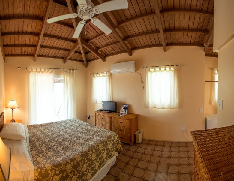 Bed & Breakfast Galleon House Hotel