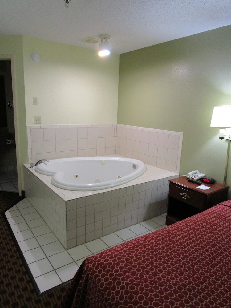 Hotel Surestay Plus By Best Western Chattanooga Hamilton Place