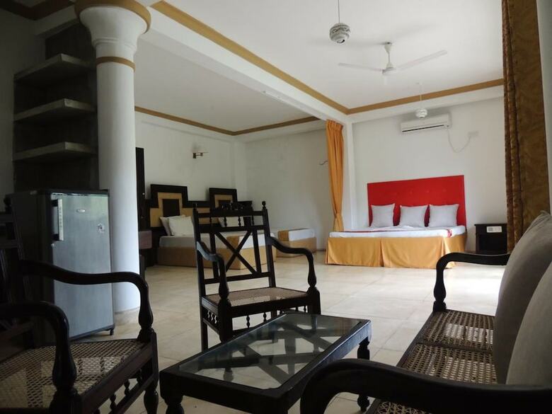 Hotel Oyo 297 Manidi Villa
