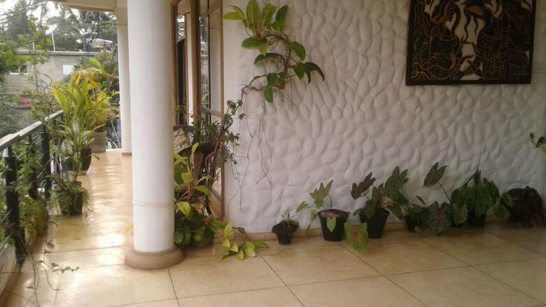 Hotel Oyo 297 Manidi Villa
