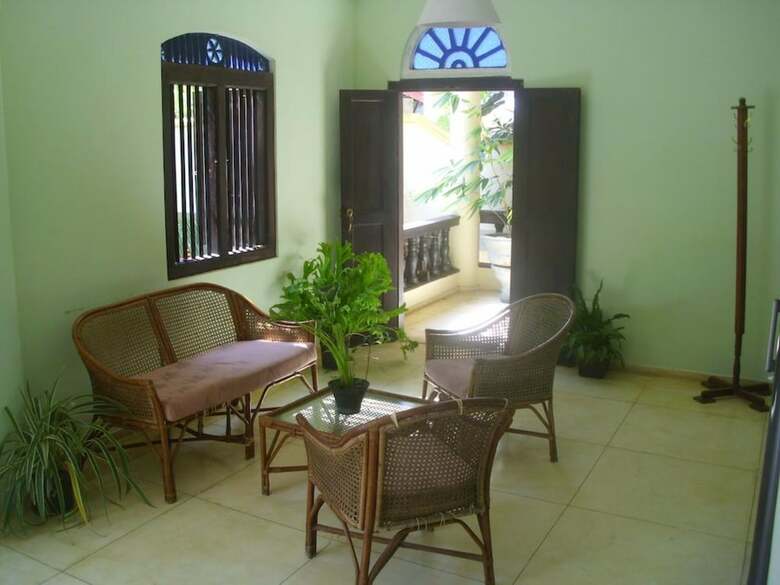 Hotel Oyo 297 Manidi Villa