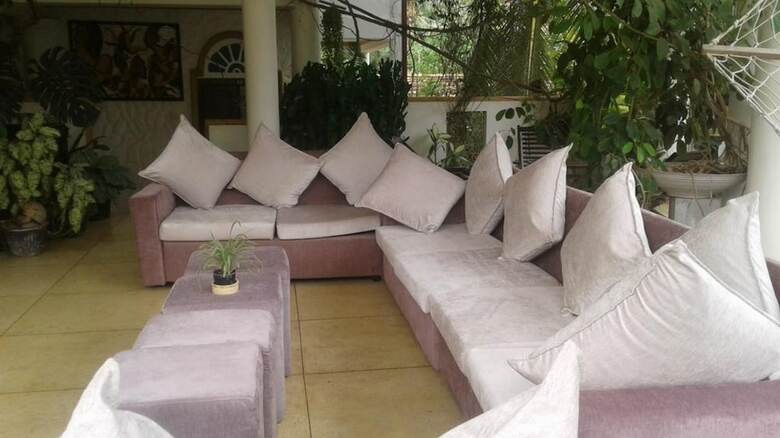 Hotel Oyo 297 Manidi Villa
