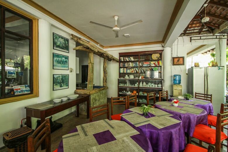 Hotel Oyo 297 Manidi Villa