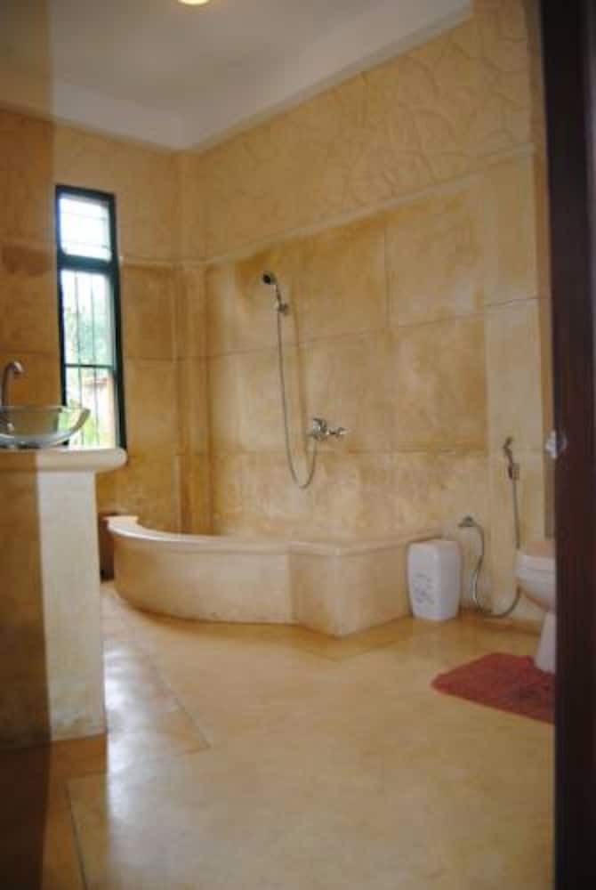 Hotel Oyo 297 Manidi Villa