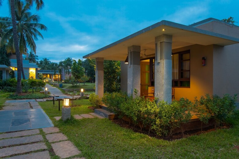 Hotel Heritage Resort Hampi