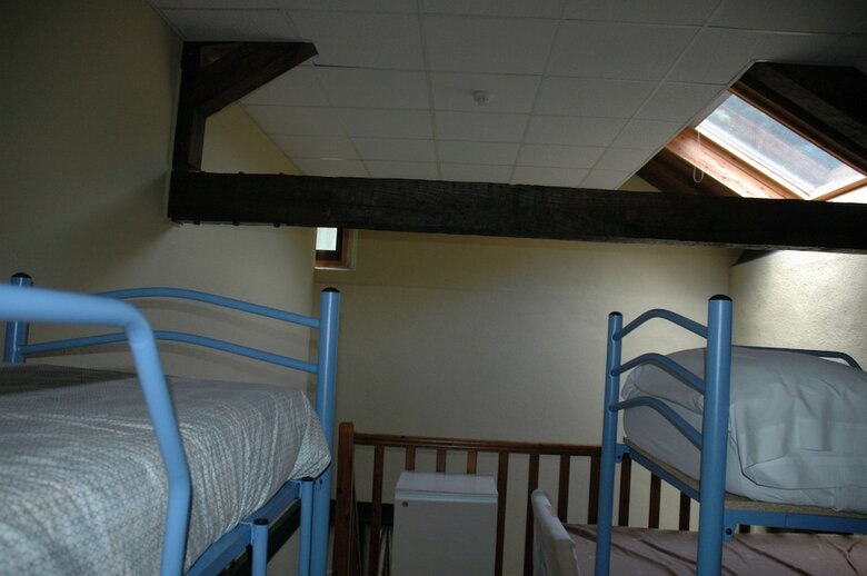 Hostal Albergue Juvenil de Bustiello