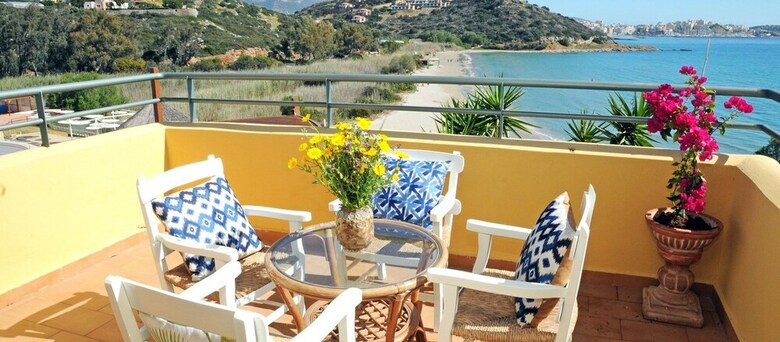 Almiros Sand Apartments