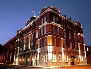 Inn At Ellis Square A Days Hotel